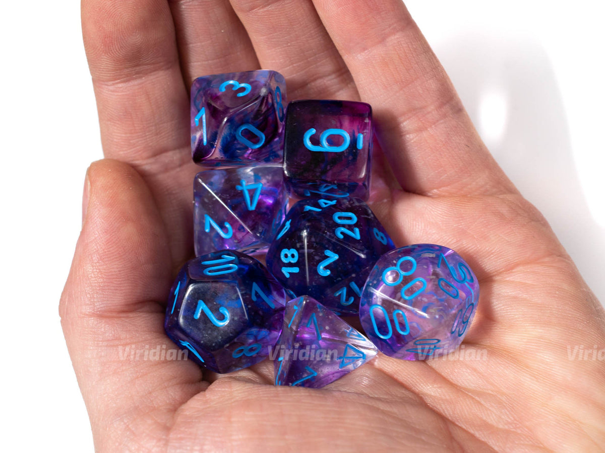 Chessex Mini Dés Polyédriques – Set 7 Pièces (D4, D6, D8, D10, D12, D20, D%) – 10 Mm, Boîte Rangement
