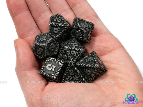 Flesh To Stone | Ornate Leaf Design, Distressed Silver, Dark Grey | Metal Dice Set (7)