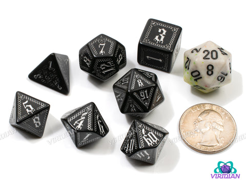 Pathfinder: Carrion Crown | Black & Silver | Q Workshop | Acrylic Dice Set (7)