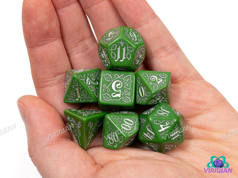 Pathfinder: Kingmaker | Green & Silver, Art Nouveau | Q Workshop | Acrylic Dice Set (7)