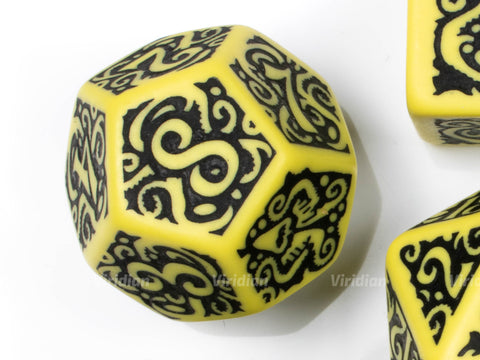 Call of Cthulhu The Outer Gods Hastur | Yellow & Black Dice Set (7) | Q Workshop